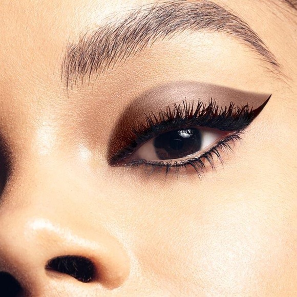 😍NWT "Midnight Expresso" Stila Suede Eyeshadow!😍 - Picture 2 of 6